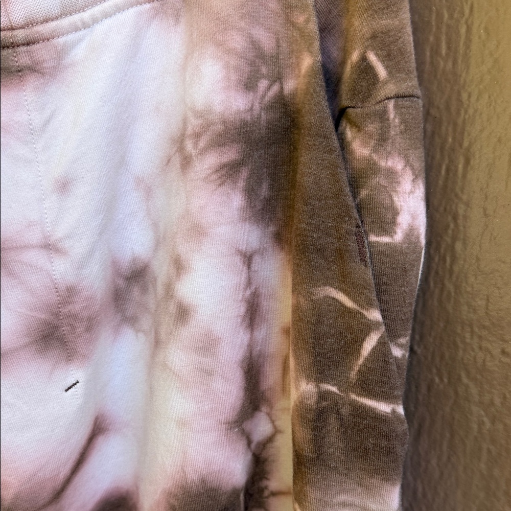 Lululemon Sweats - Picture 4 of 7